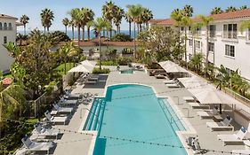 Hilton Garden Inn Beach  4*